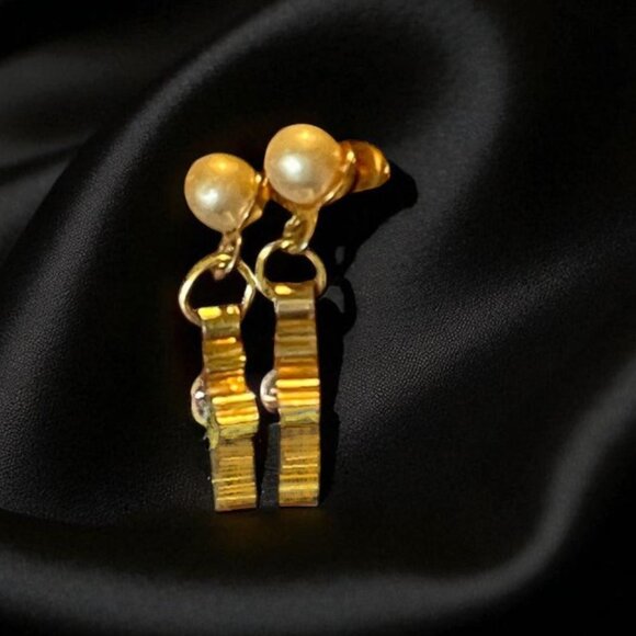 Dainty Dangle Cross Pierced Earrings - Picture 2 of 3